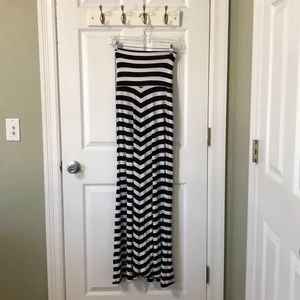 Size Small Maxi Dress/Maxi Skirt